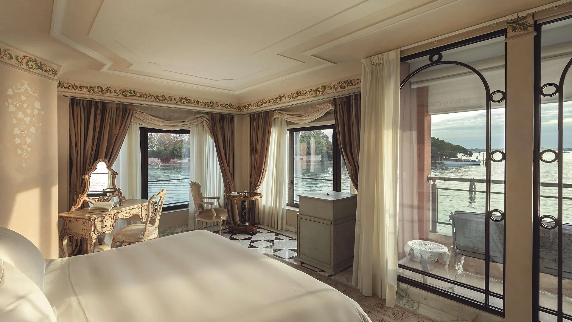Hotel Cipriani, A Belmond Hotel, Venice 5*,  Italy